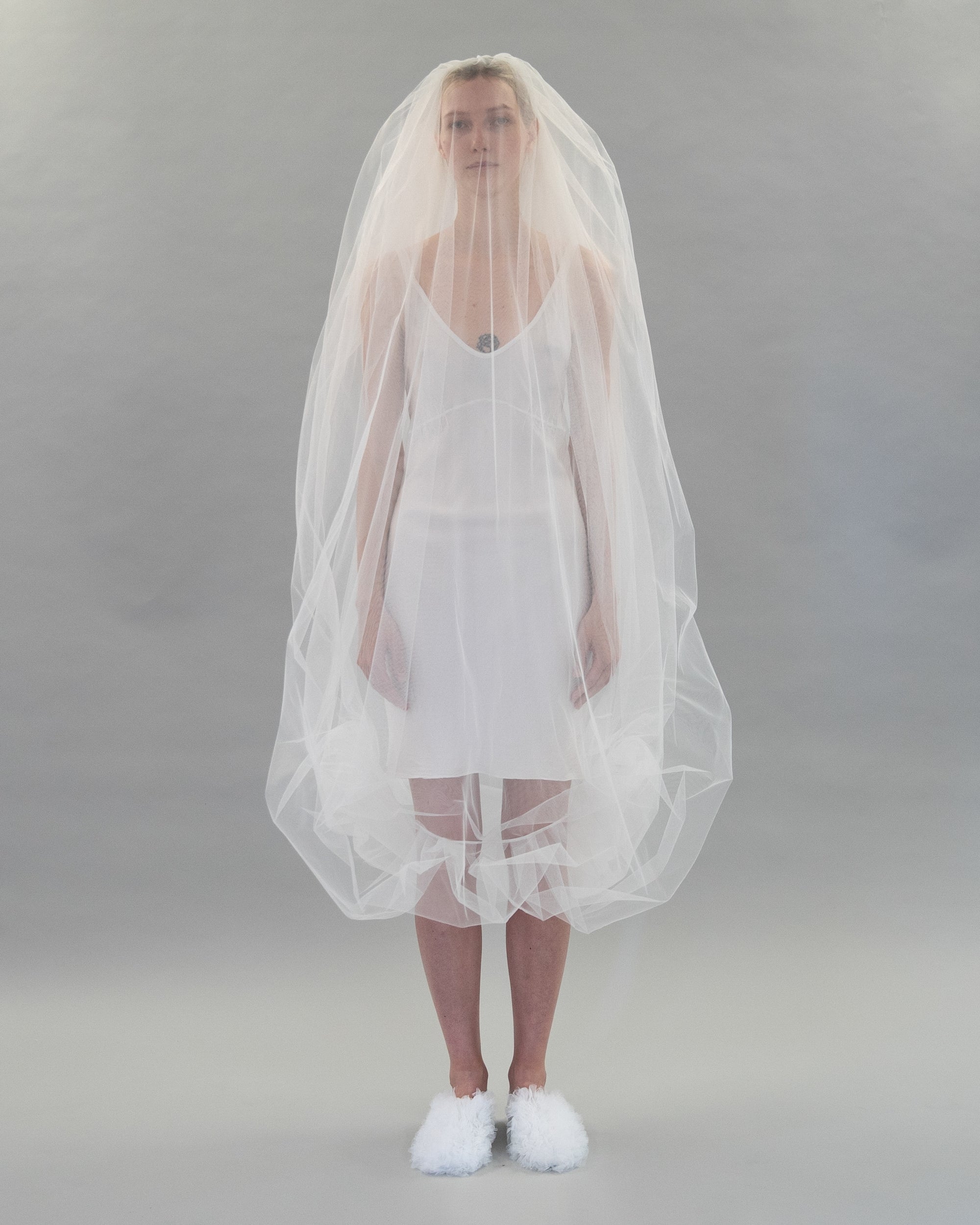 TWIST VEIL