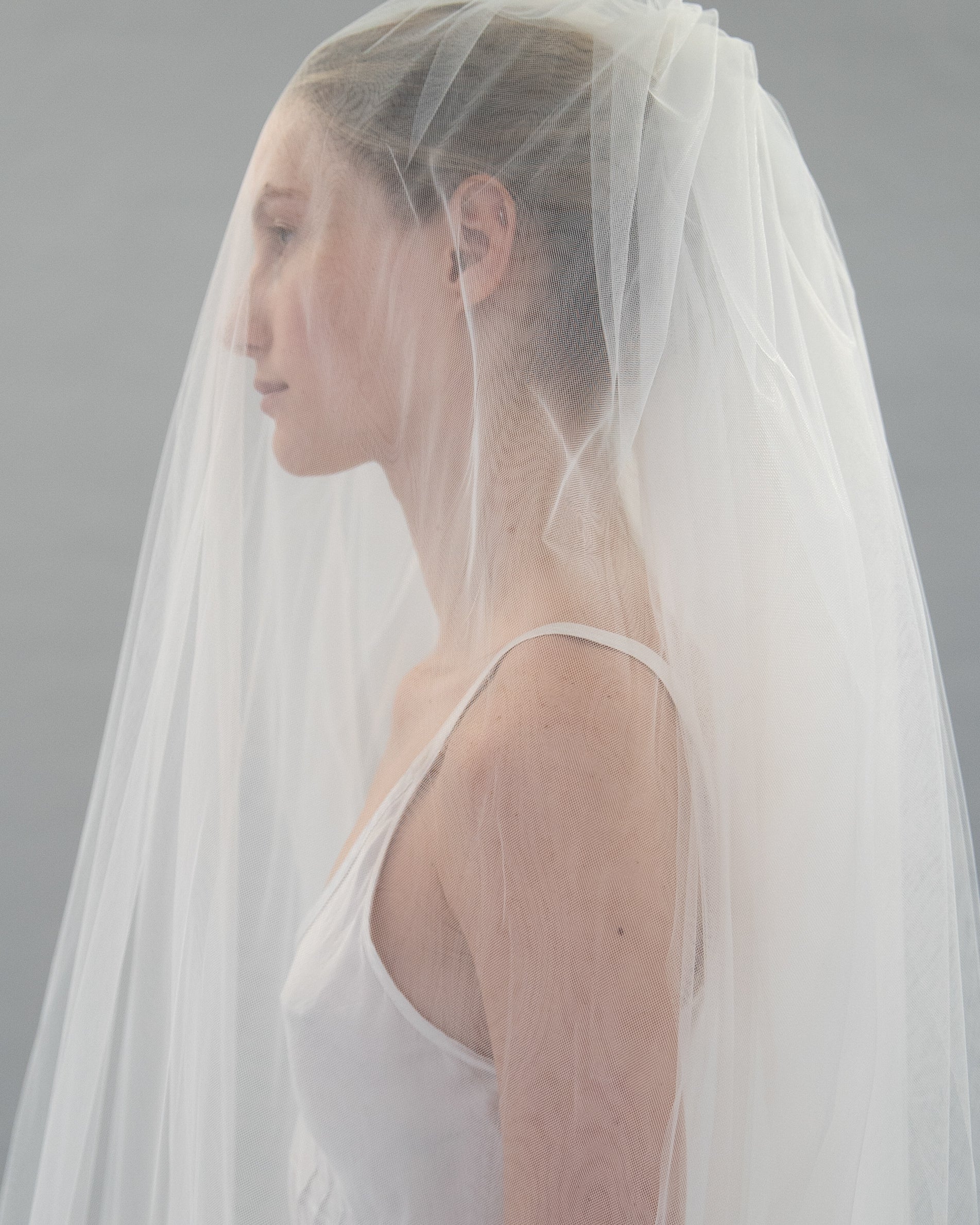 TWIST VEIL