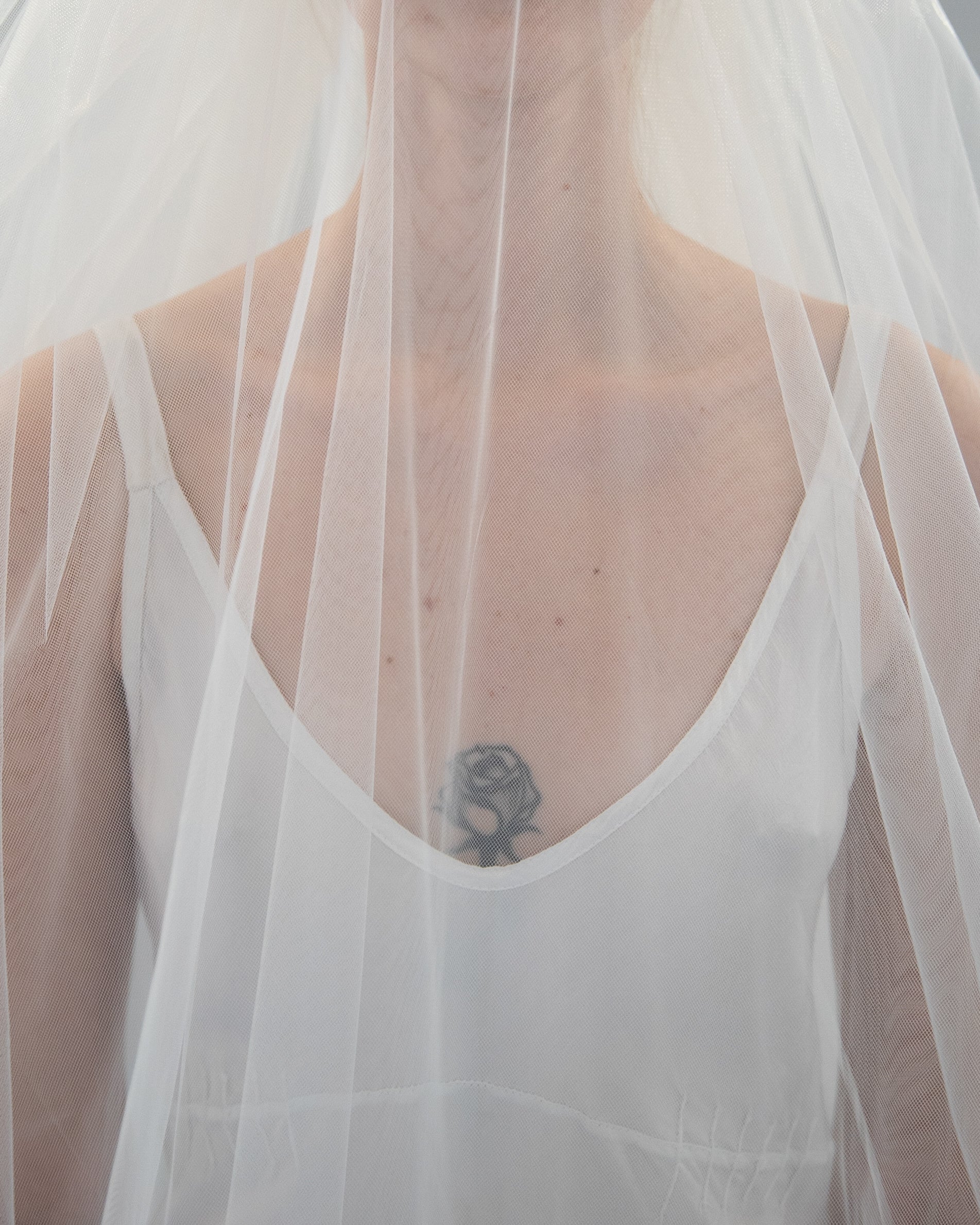 TWIST VEIL